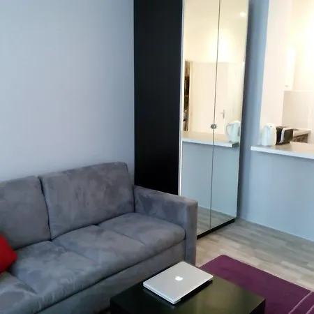 Studio Feutrier1 Apartamento *